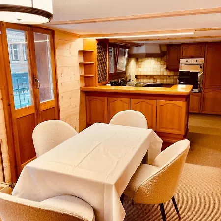 Charming Promenade Palace View 160m2 *