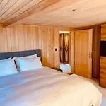 Charming Promenade Palace View 160m2 شقة غشتاد