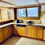 Charming Promenade Palace View 160m2 شقة *