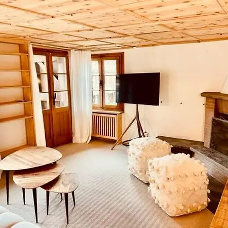 Apartmán Charming Promenade Palace View 160m2